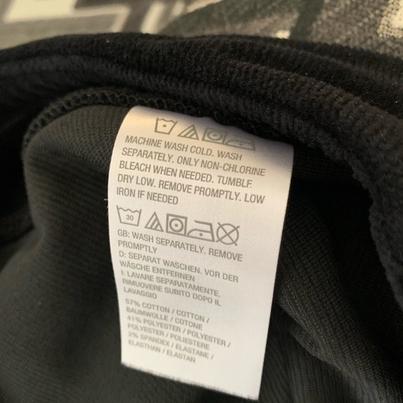 Susan graver corduroy black pull ons. - Picture 8 of 8